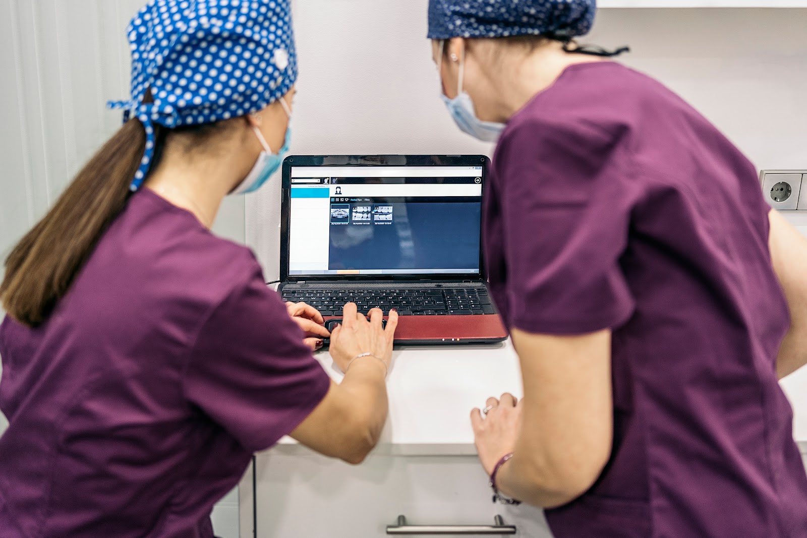 Paperless Workflow Automation For Dentists | Mosaic Paperless Solutions